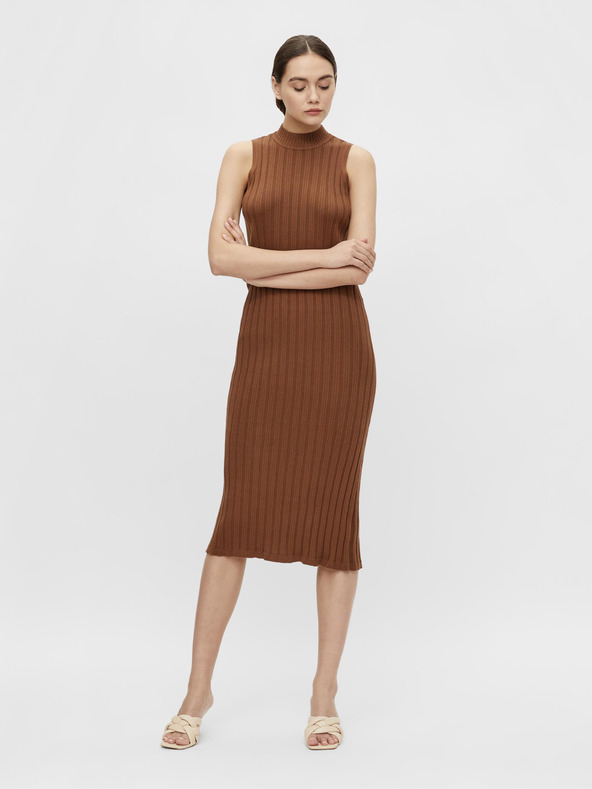 .OBJECT Amira Rochie Maro